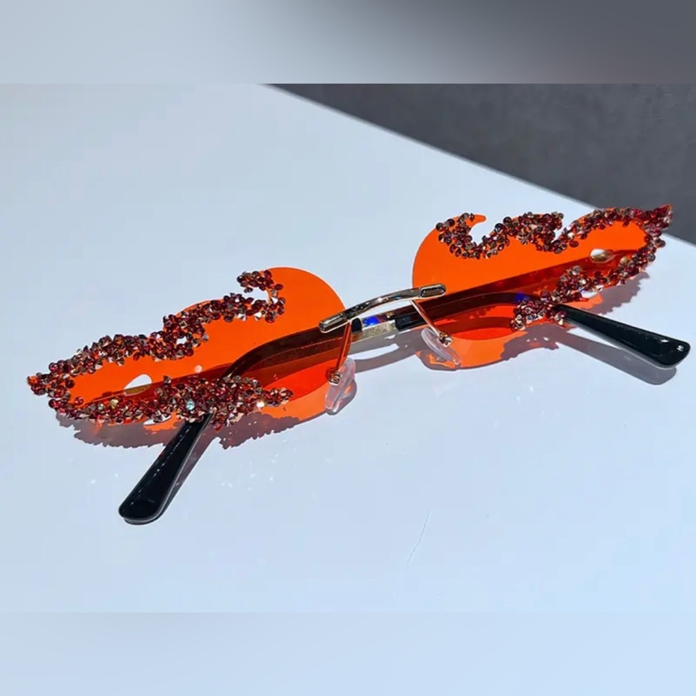 Burning Up Flames Sunglasses🔥